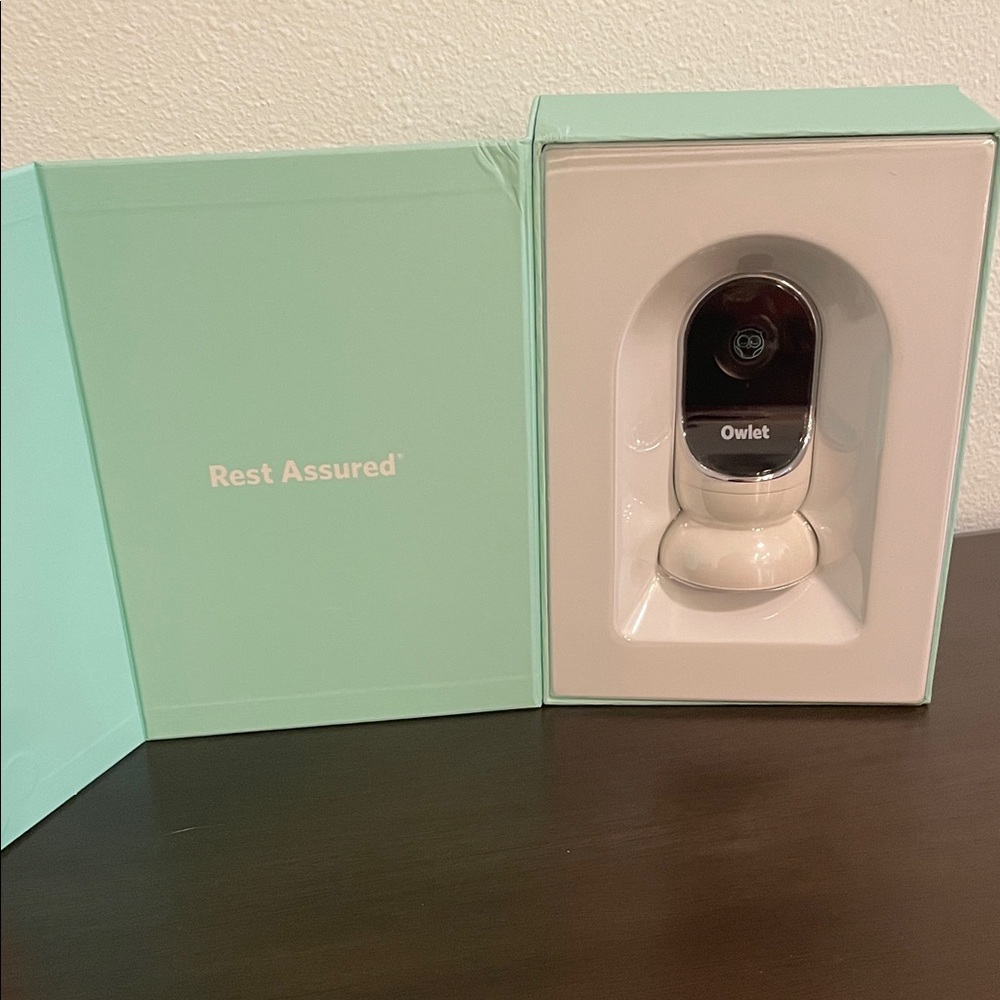 Owlet Baby Monitor Camera in White and Black
